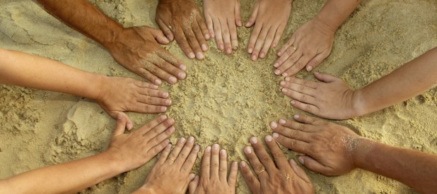 People's mandala - 12 hands